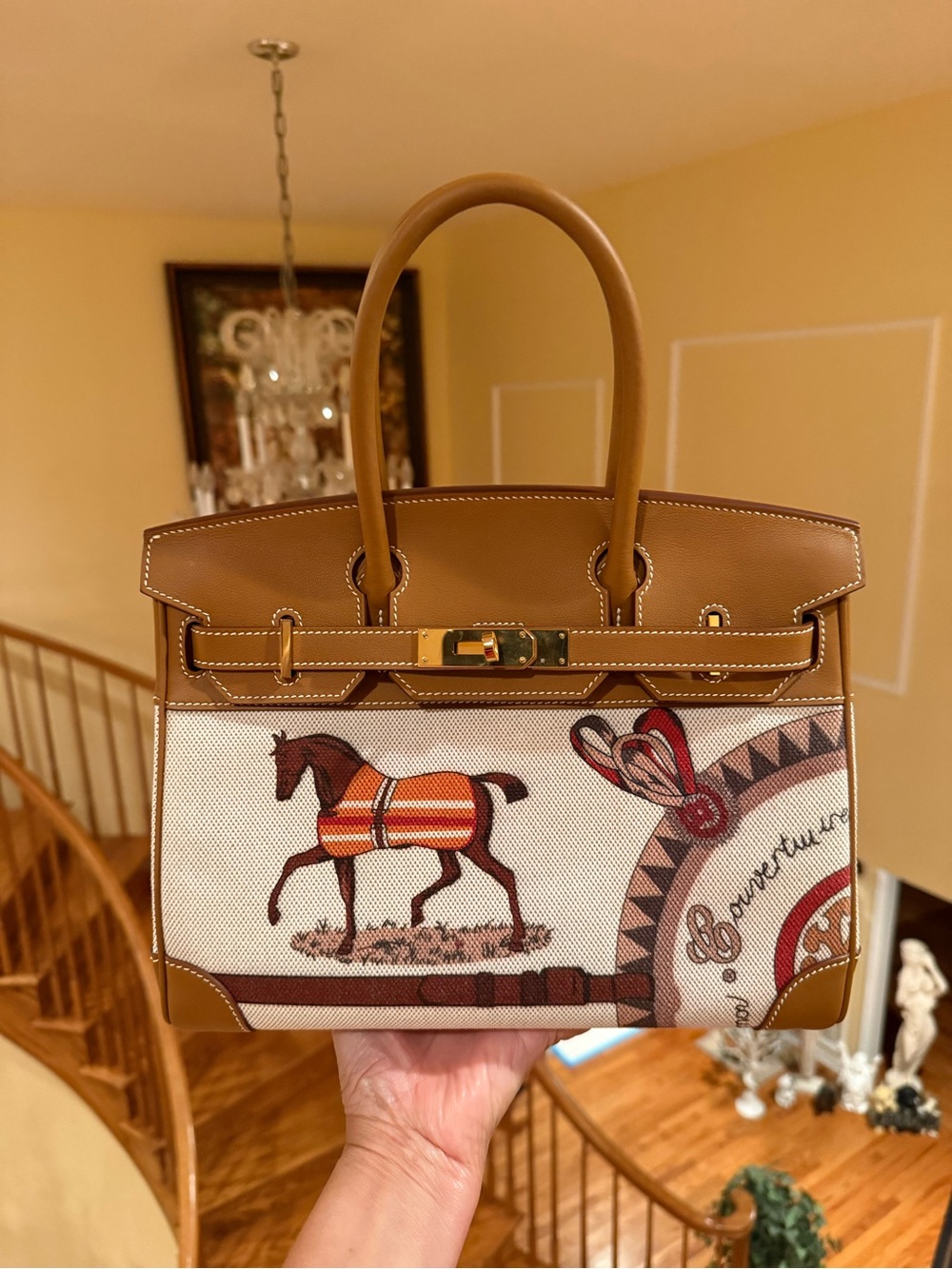 Tan Toile Canvas Swift Leather Tote Handbag with Horse Motif with Ghw
30CM - Picture 11 of 11